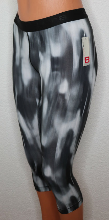 Damen Sport Fitness Leggings 3/4Capri LAYER 8 Größe S, M, L Fitnesshose Jogging